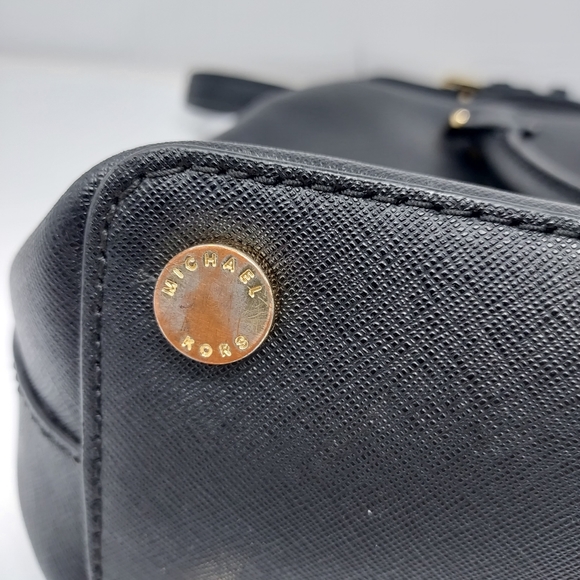 Michael Kors Black Shoulder Bag Purse - Picture 8 of 16